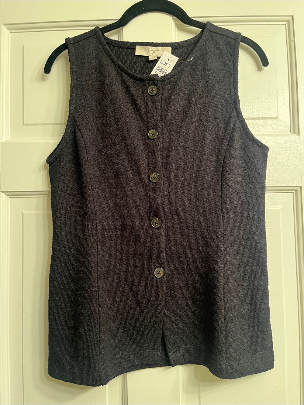 LOFT Black Sleeveless knit Button-Front Shell-NWT-size S